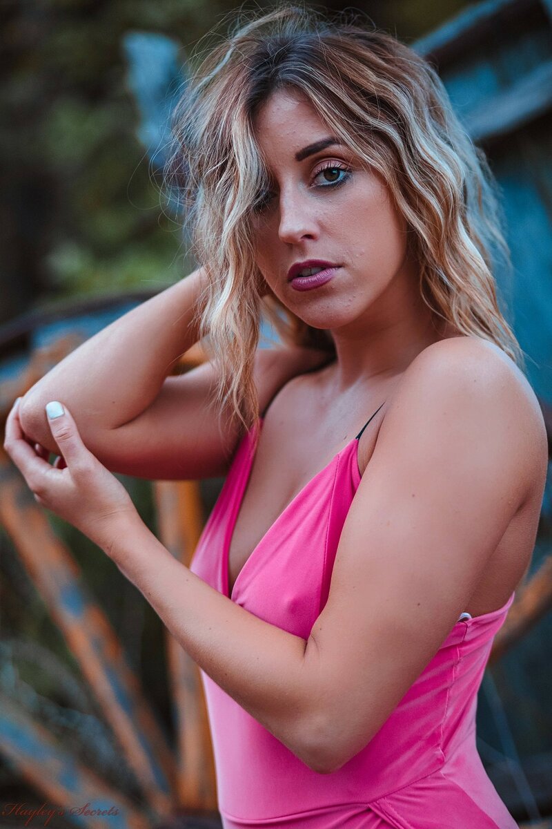 Нина, 22