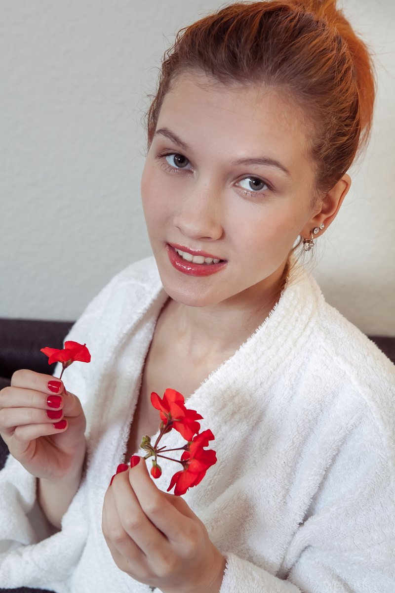 Виолетта, 25